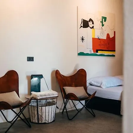 Biro Hill Designed For Two Apartment